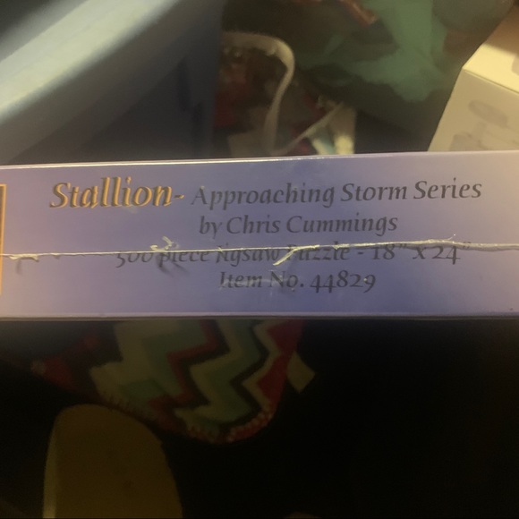 Brand new in package 500 piece jigsaw puzzle / Stallion approaching storm series - Picture 3 of 8